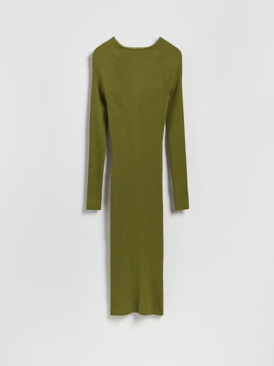 Abito in maglia a coste di viscosa color oliva chiaroAbito in maglia a coste di viscosa color oliva chiaro